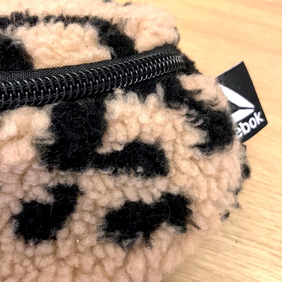 Leopard Reebok Fanny Pack - Picture 4 of 6